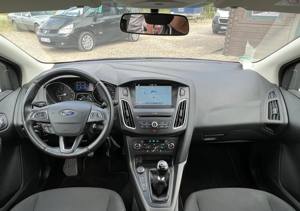 Ford Focus cena 41900 przebieg: 162000, rok produkcji 2017 z Świętochłowice małe 277